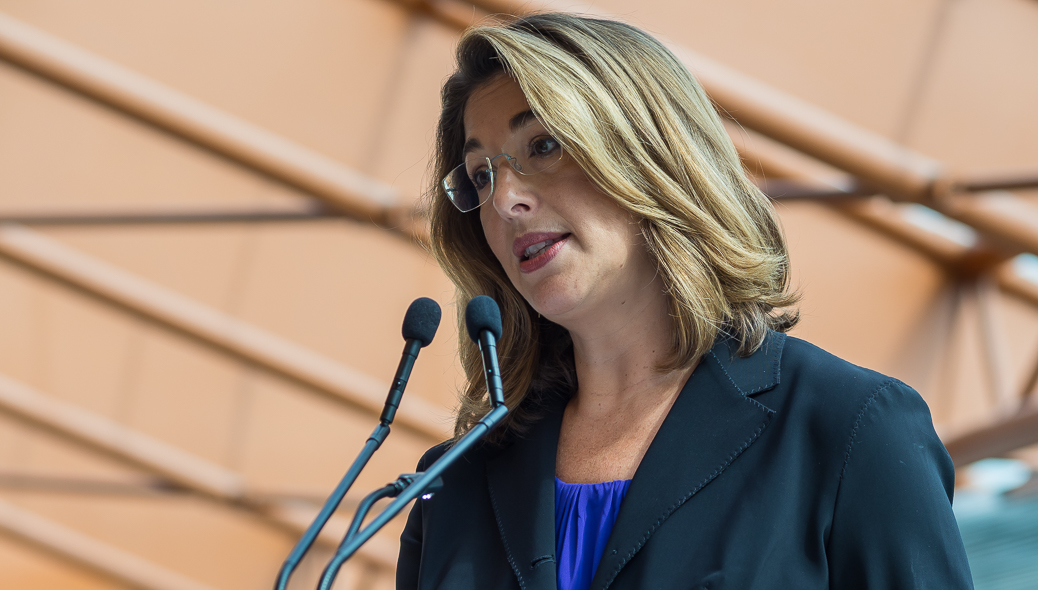 Naomi Klein talks about Capitalism Vs. the Climate | Climate, People ...